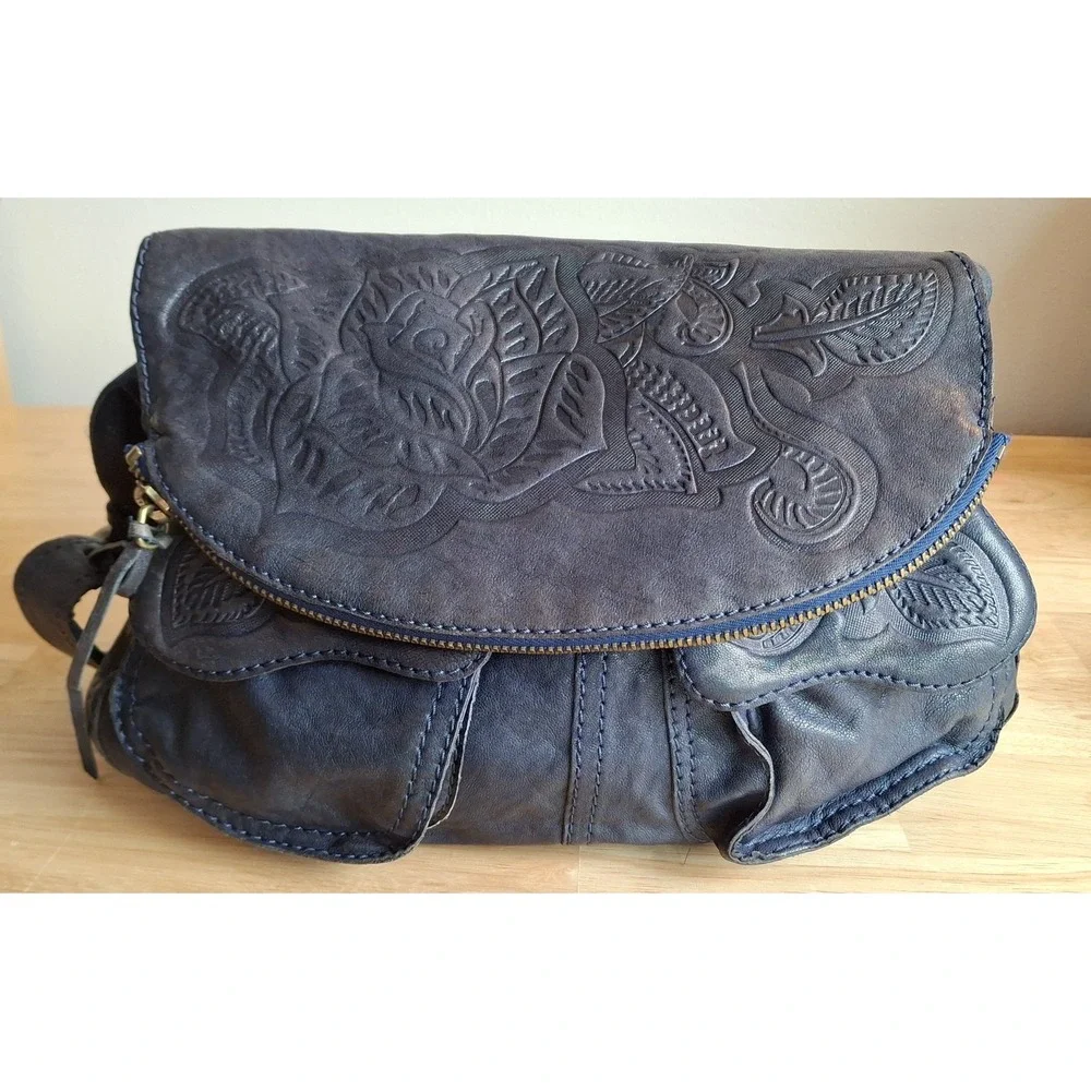 VTG Lucky Brand Y2K Dark Blue Lamb's Leather Hobo Boho Hippie Purse EUC